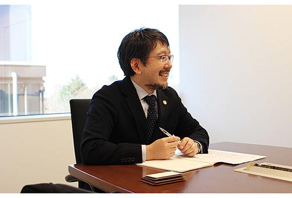 梅宮 聡弁護士