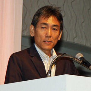 川本浩一氏