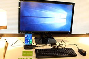 専用ドックによる有線接続