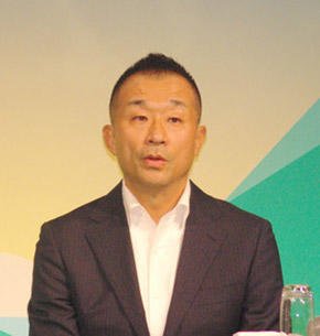 田中安人氏
