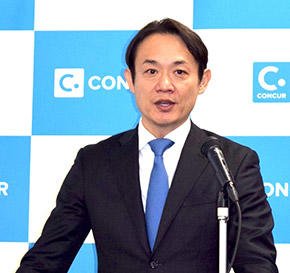 三村真宗氏