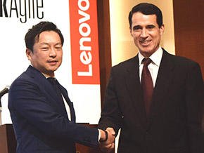 （左）留目真伸氏（右）ロバート・スチーブンソン氏