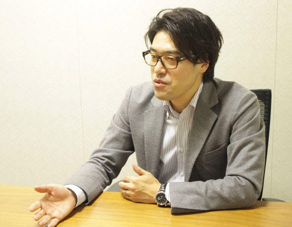 西田良映氏