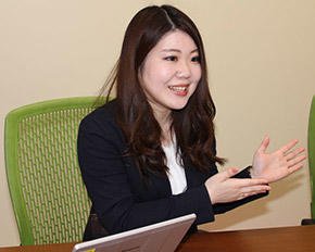 佐藤千尋氏