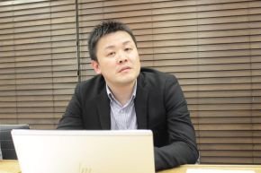 1_うるる　執行役員　秋元優喜氏