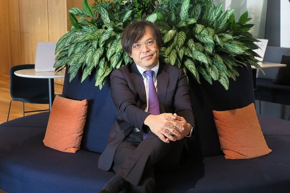 駒井和彦氏