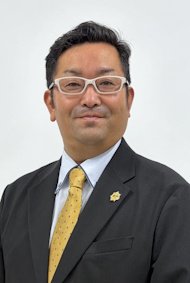 岩﨑弘宜氏