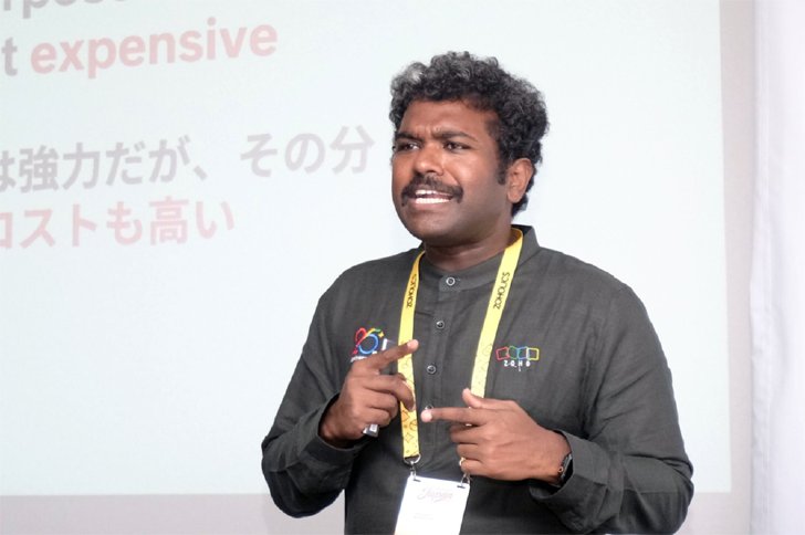 Zoho Corporation ランプラカシュ・ラマムーシー氏（筆者撮影））